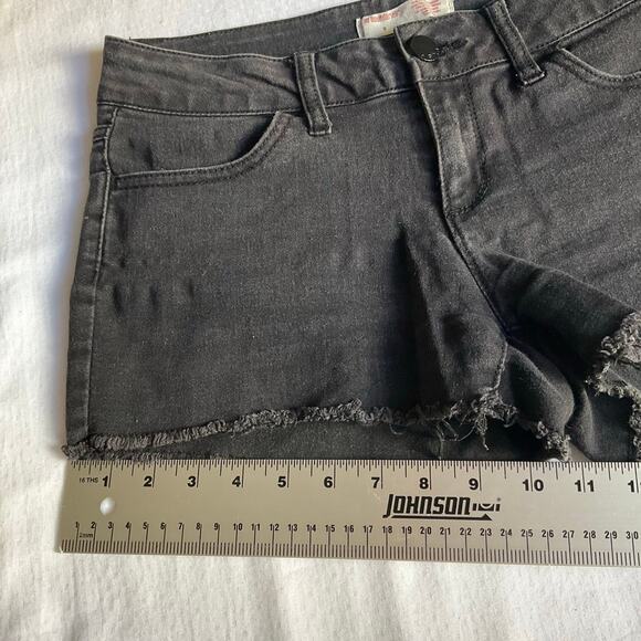 No Boundaries Women Summer Jeans Shorts Denim size 30, Black - Picture 6 of 9